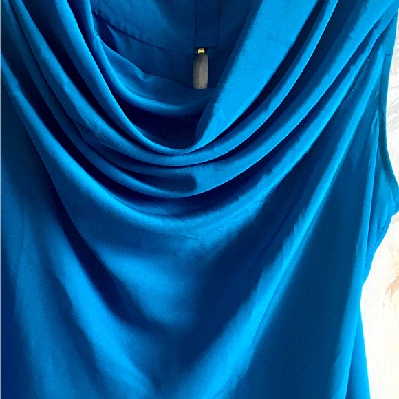 Trina Turk Blue 100% Silk Blouse - Picture 6 of 16